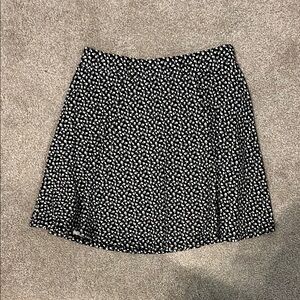 Forever 21 Black and White Floral Skirt